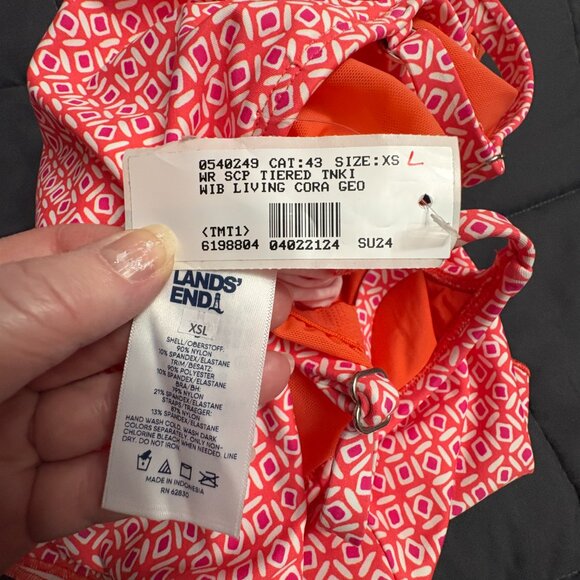 Lands' End Scoop Neck Tiered Tankini Swimsuit Top - Size: XSL - NWT - Picture 9 of 11